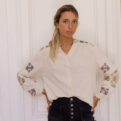 Photo de Accueil BLOUSE MAYA chez Perrine et Antoinette