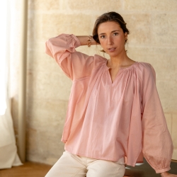 Photo de Prêt-à-Porter BLOUSE BLANDINE chez Perrine et Antoinette